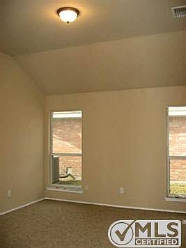 4th image of 1520 Bob Dr