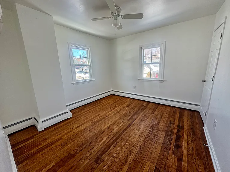 230 Church St — Photo 12