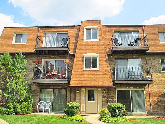 2nd image of 9430 Bay Colony Dr APT 1S
