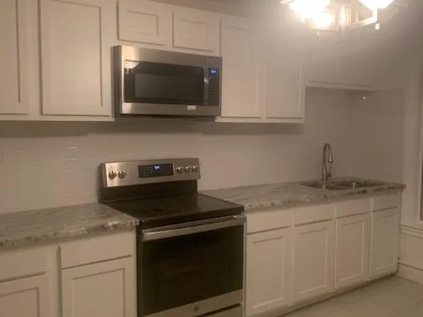 396 River Rd Floor 2, Lincoln, RI 02865