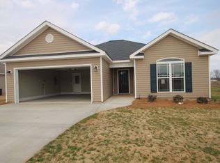 600 Tug Ct, Warner Robins, GA 31088