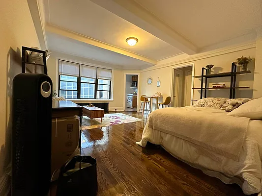 Rented by Green Home NY Realty LLC | media 2