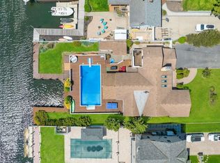 118 Lighthouse Rd, Babylon, NY 11702