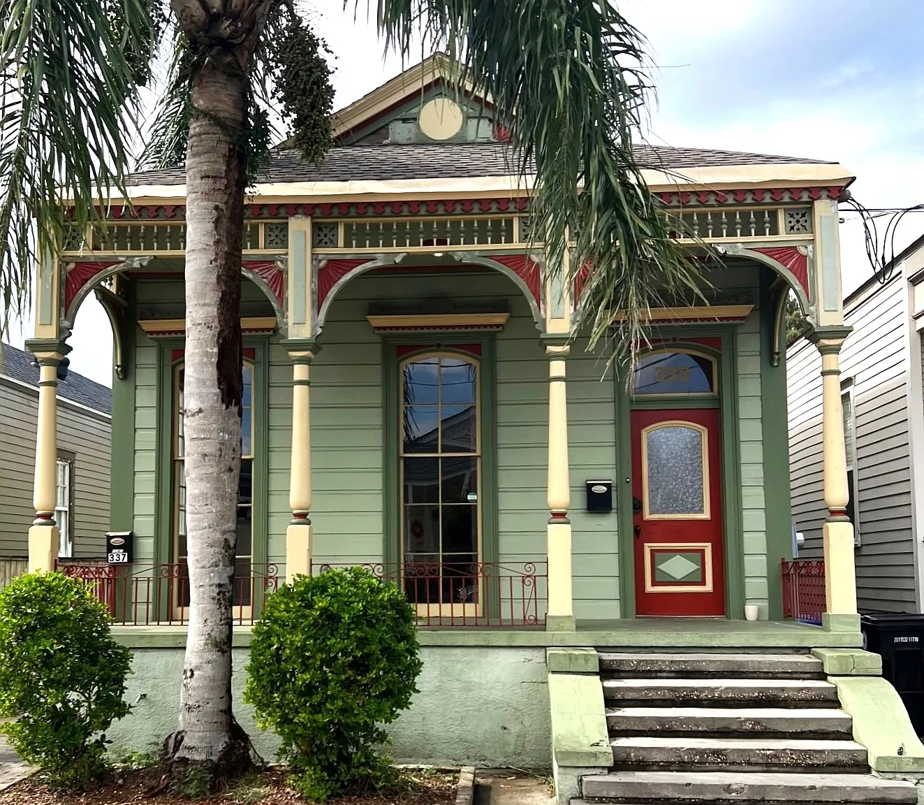 3 bed, 900 sqft, $1,650 — Photo 1