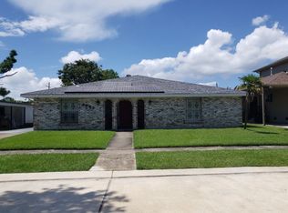 4642 Charlmark Dr, New Orleans, LA 70127
