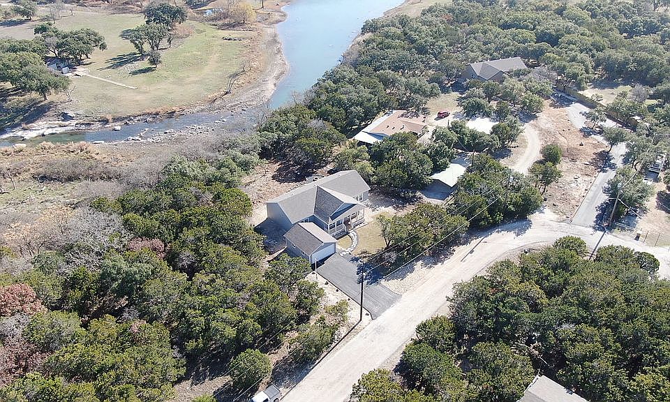 1st image of 1401 Clearcreek Dr