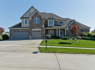 832 Harmony View Dr, Saint Peters, MO 63376