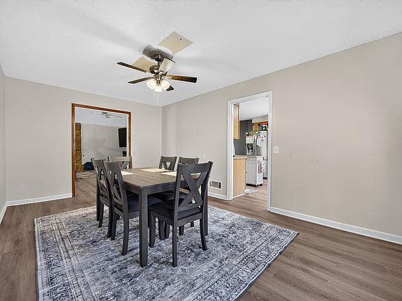 5th image of 1118 Pepper Ridge Dr