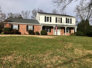 820 Marlboro Rd, Knoxville, TN 37909