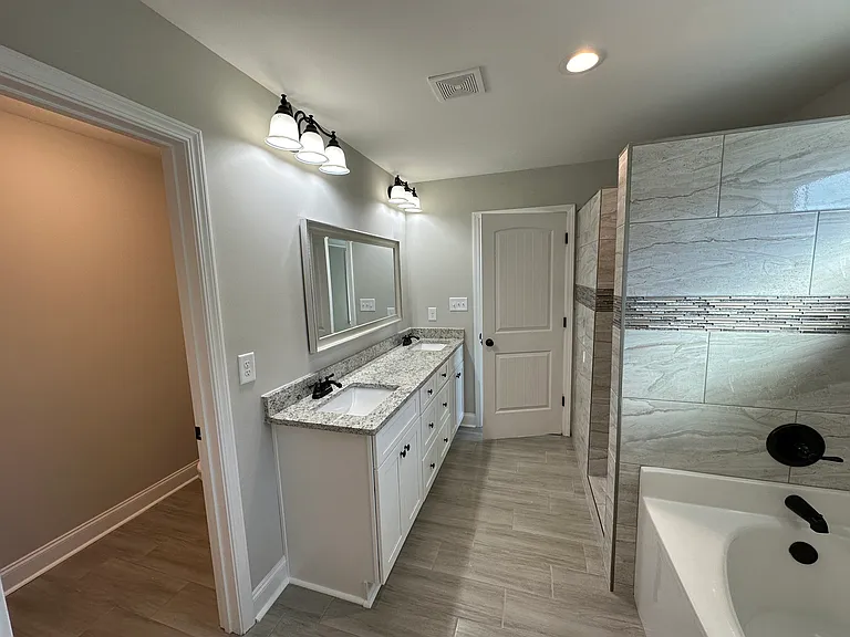221 Lasso Dr — Photo 16
