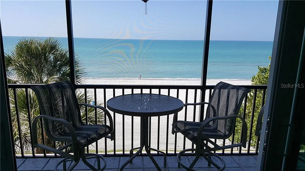 2 bed, 2.0 bath, 1260 sqft, $5,500 — Photo 1