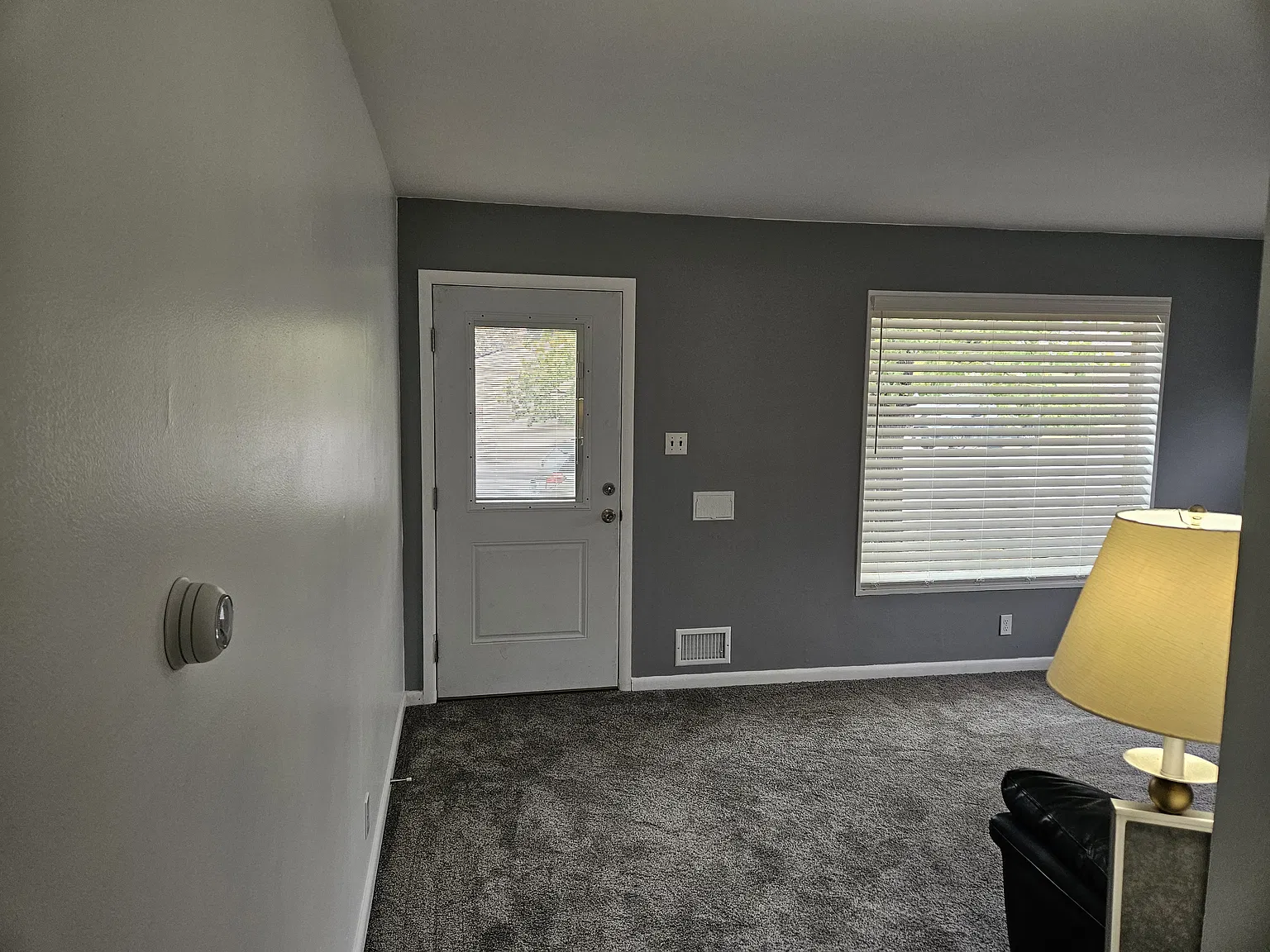 3 bed, 1790 sqft, $2,650 — Photo 3