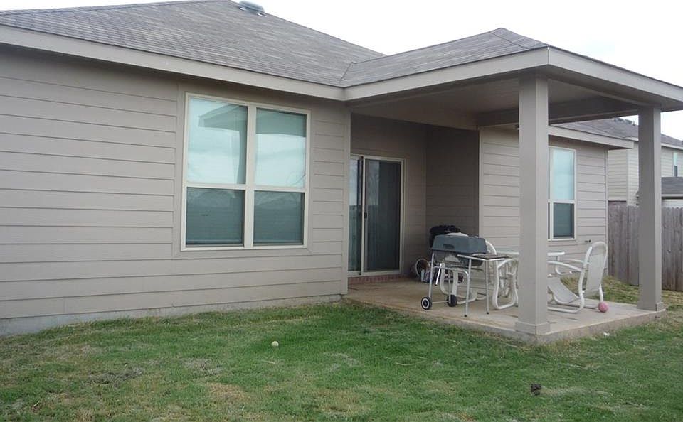 1st image of 3008 Coyote Canyon Trl