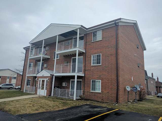 1st image of 677 Marilyn Ave APT D