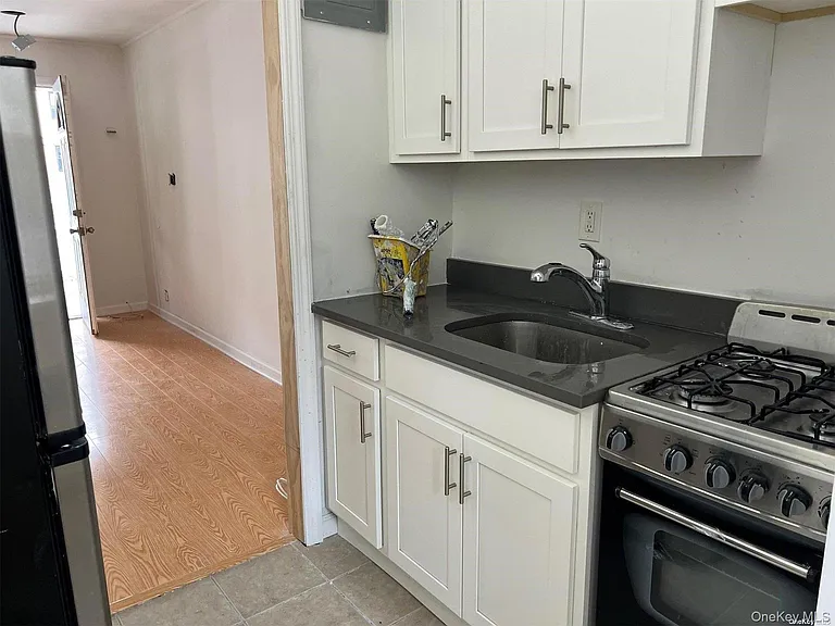 830 E Broadway #106 — Photo 5