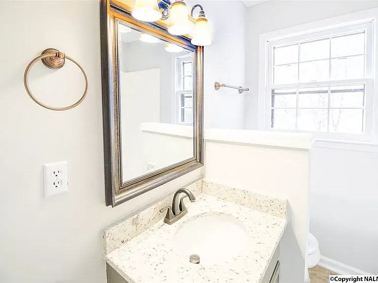 117 Betty Garrett Dr — Photo 28