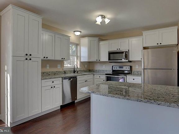 2nd image of 500 Wood Duck Dr