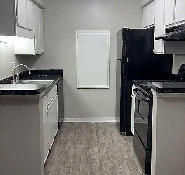 Elevate your lifestyle at Riverwood Park Apartments, where modern design meets comfort. Enjoy sleek cabinetry and upgraded appliances in a spacious kitchen perfect for culinary creations. Schedule your tour today and find your ideal home.