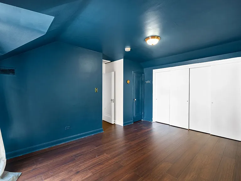 525 Forest St — Photo 28