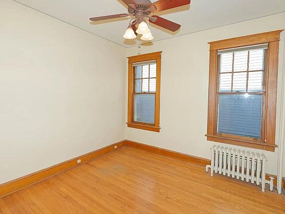 5th image of 132 Homestead Ave #1