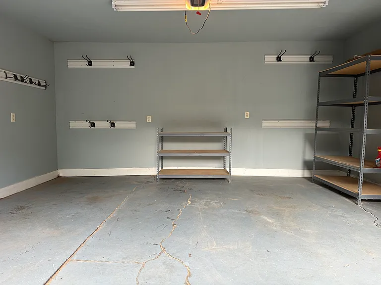 1625 S Troost Ave E — Photo 11