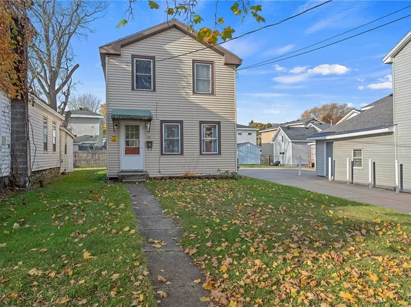 26 W 2nd St, Oswego, NY 13126