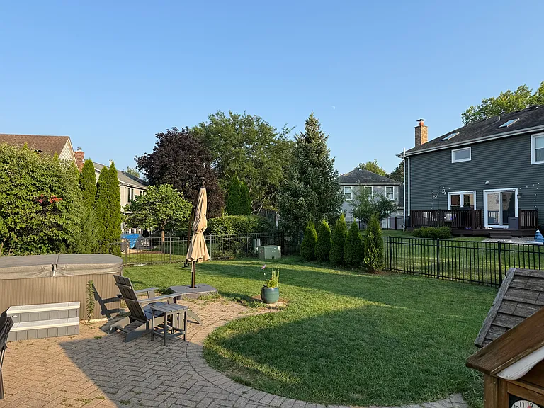 328 Woodside Dr — Photo 34