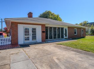 372 Euclid Ave, Charles Town, WV 25414