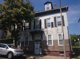 217 K St, South Boston, MA 02127