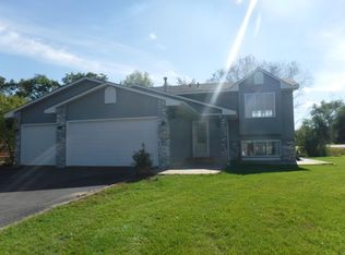 2650 Oakview Ct, Monticello, MN 55362