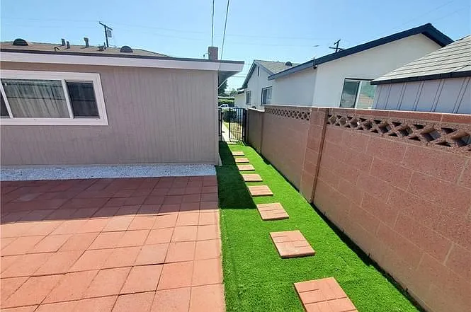 16220 McKinley Ave #HOUSE — Photo 17