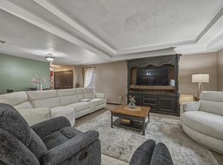 19704 Harness Ct, Edmond, OK 73012
