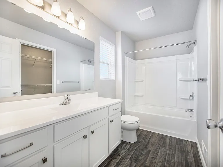 854 Winchester St — Photo 25
