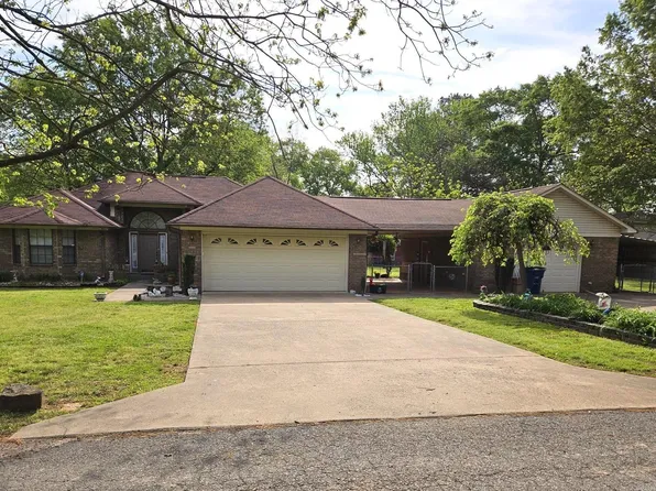 600 N Hickory St, Beebe, AR 72012