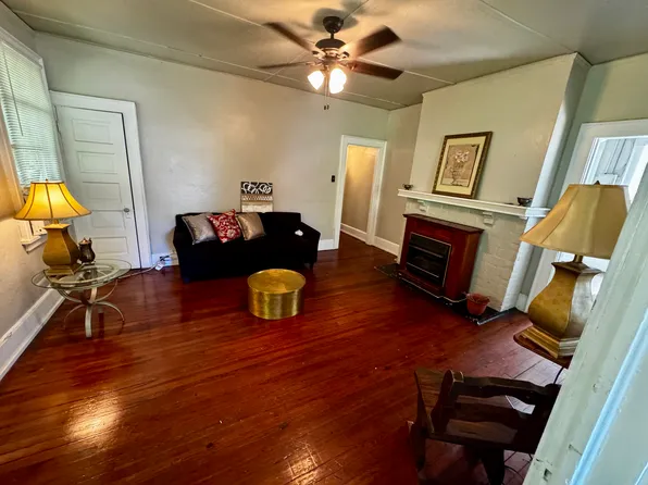 324 7th St #B, Mobile, AL 36611