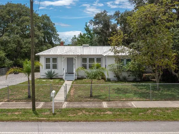1367 Memorial Dr, Avon Park, FL 33825