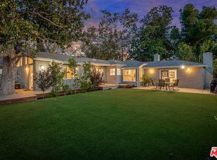 2409 W Clark Ave, Burbank, CA 91506