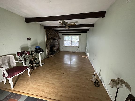 5th image of 109 Lakeview Dr