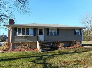 1 Laurel Hill Dr, Smithfield, RI 02917