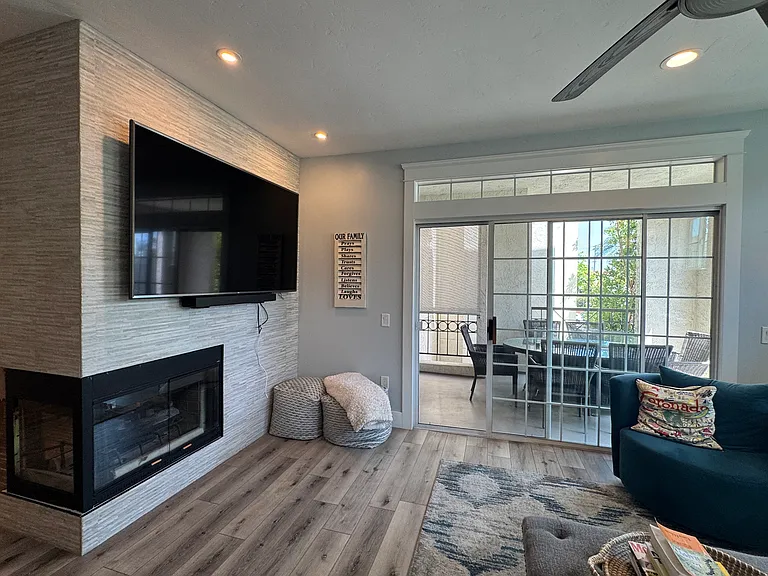344 Orange Ave #204 — Photo 3