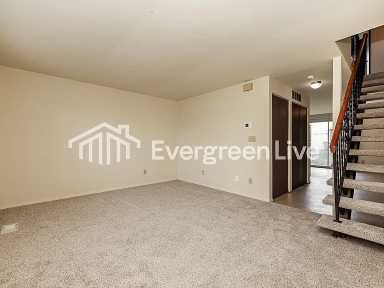 7560 Mount Whitney St — Photo 3
