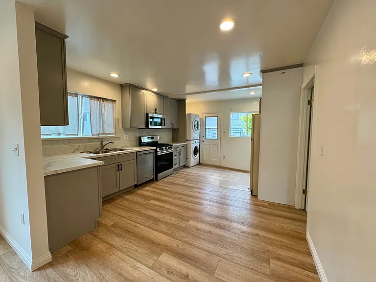 Overall kitchen.
