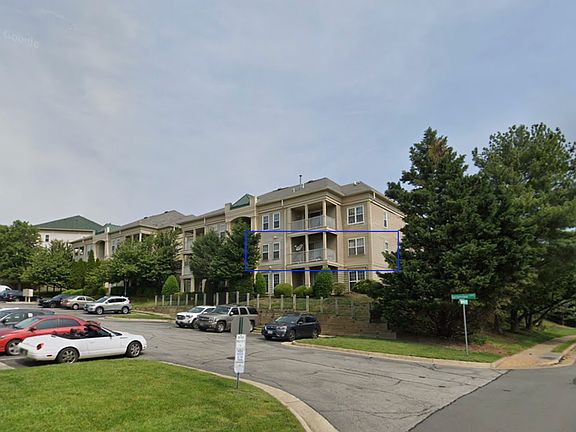 Property is located on 2nd floor, parking space immediately out front