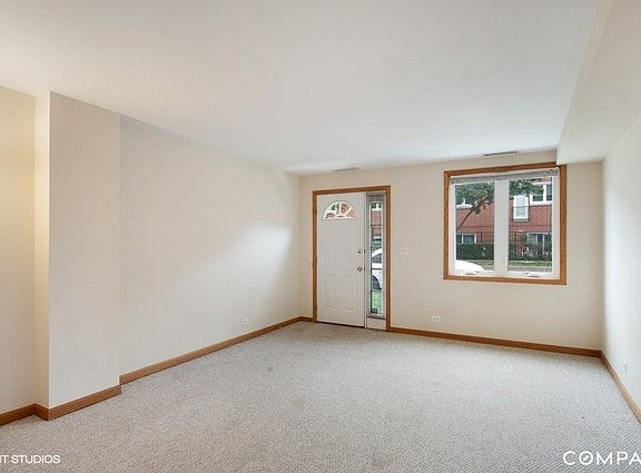 2nd image of 2802 N Wolcott Ave