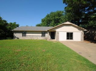 300 B St NE, Inola, OK 74036