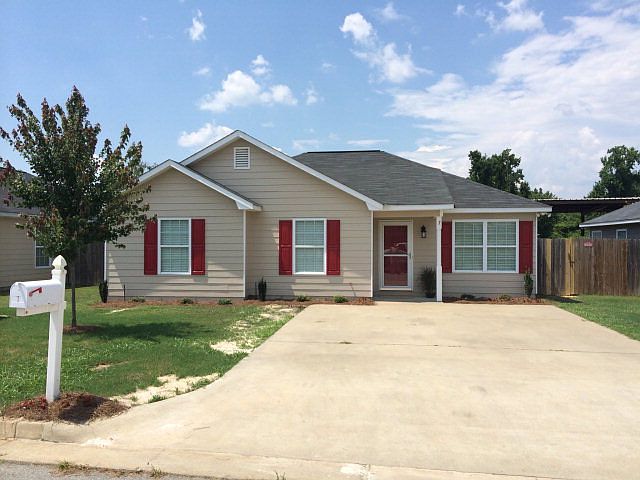 Like-new, 3BR, 2Bath home - 