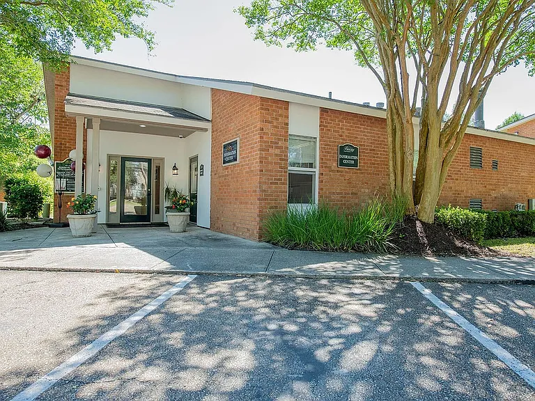 Leasing Office