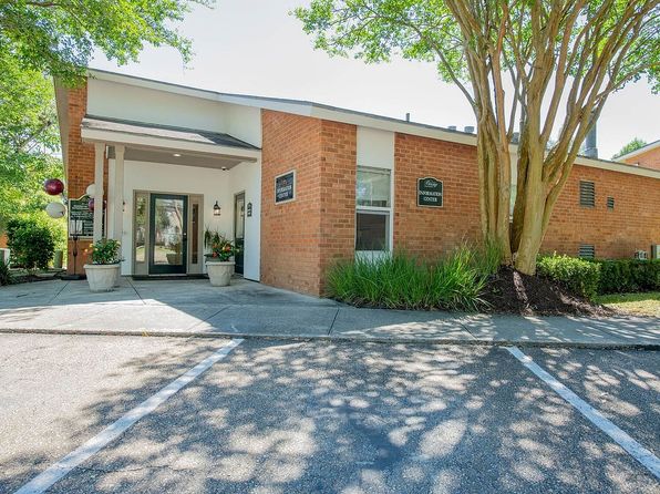 655 Marie Antoinette St #J-419