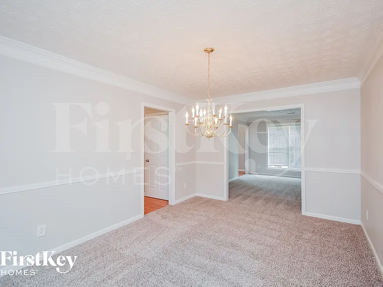 6061 Fairington Farms Ln — Photo 4