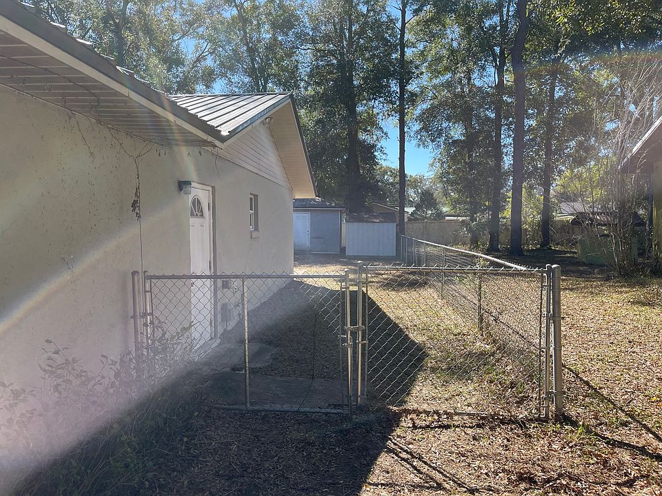 2nd image of 6830 NW 62nd Street Rd